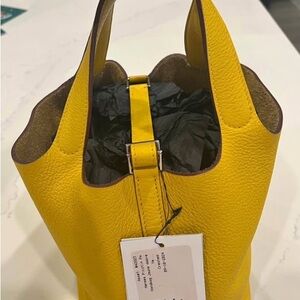 Authentic Hermes Picotin 18 (PM) BAG Jaune Ambre (Yellow) Clemence Leather Mint